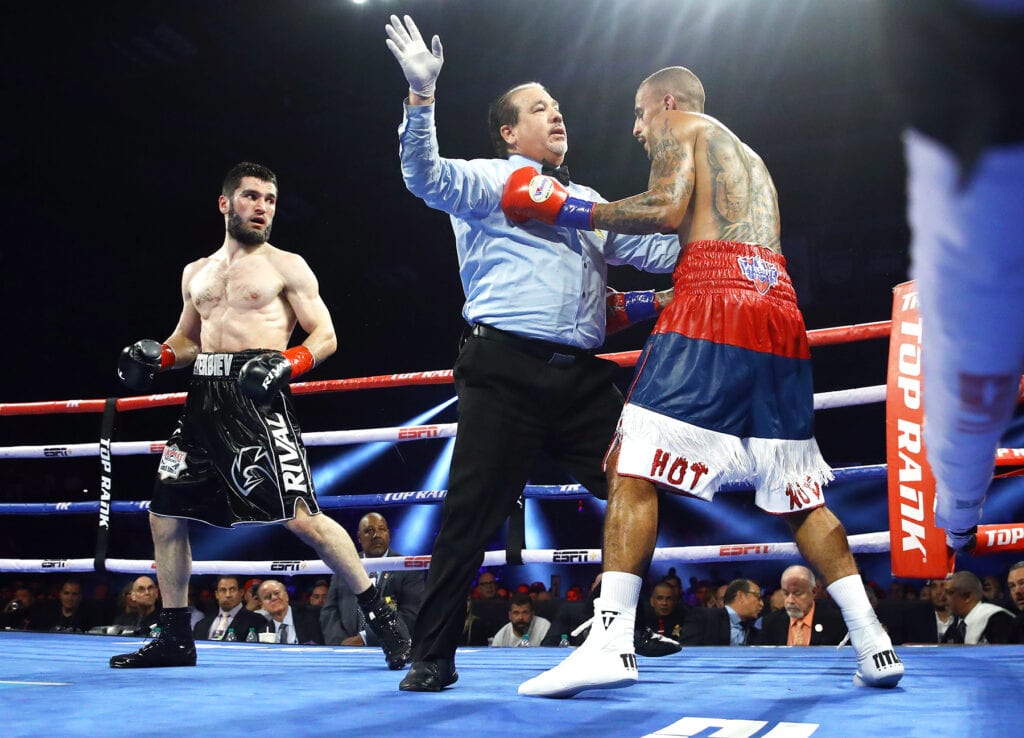 Artur Beterbiev vs Radivoje Kalajdzic stoppage