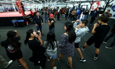 Berchelt teaching kids