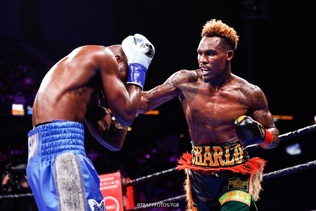 LR TGB PBC ON FOX FIGHT NIGHT CHARLO VS HARRISON 2 TRAPPFOTOS 12212019 0488