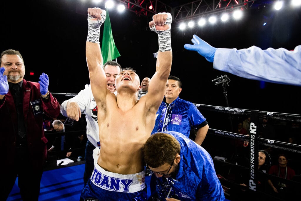 SHObox Philly Mattice vs Cruz Fight Night WESTCOTT 1300