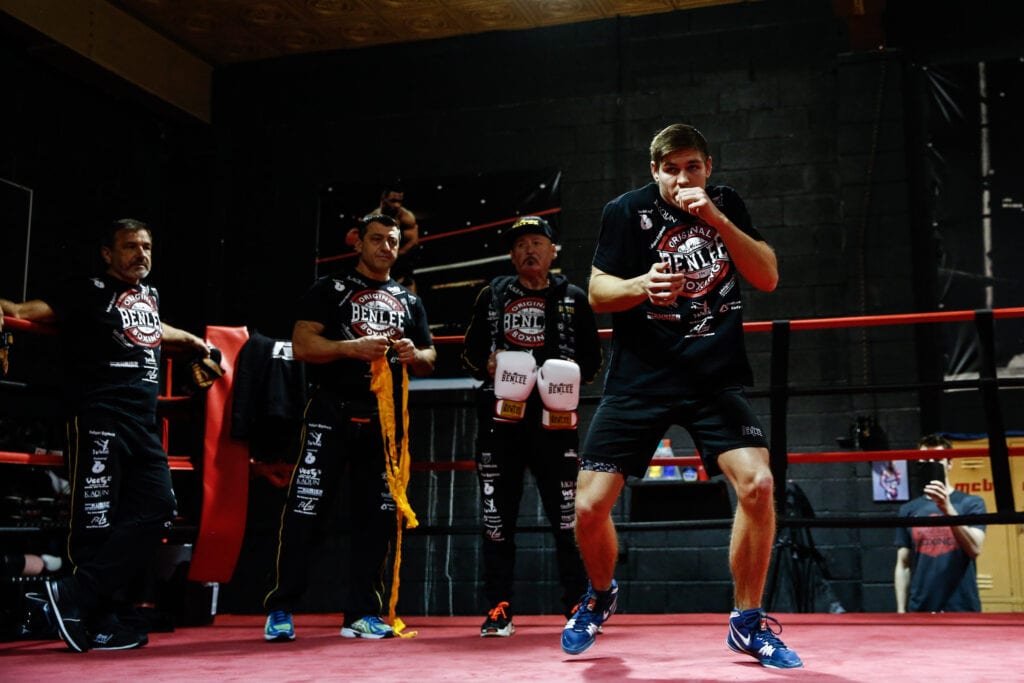 TGB PBC MEDIA WORKOUT VINCENT FEIGENBUTZ TRAPPFOTOS FEB122020 8140