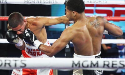 Shakur Stevenson vs Felix Carabello action2