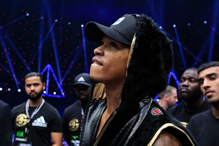 James Cook Helping Out Anthony Yarde Trainning
