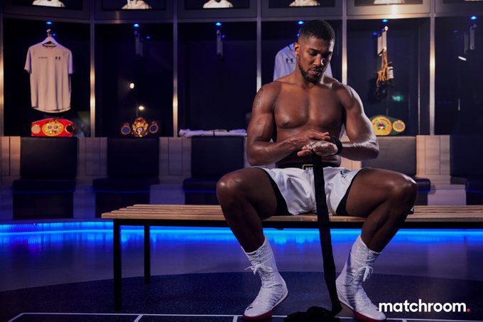 Former Champ Anthony Joshua Announces New Trainer