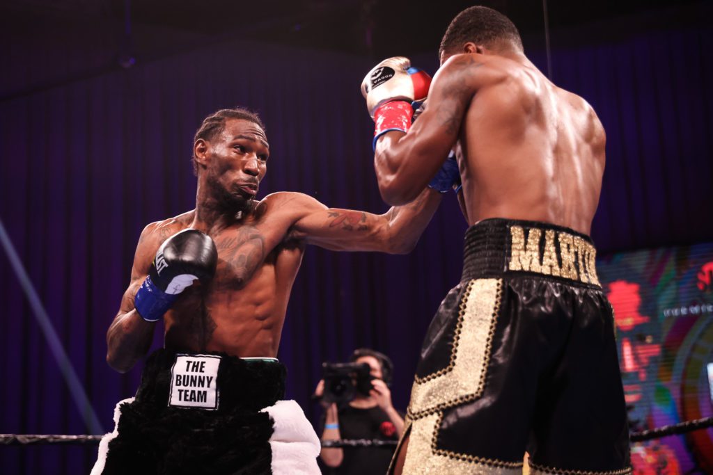 Robert Easter Jr Charged With Domestic Assault In Ohio