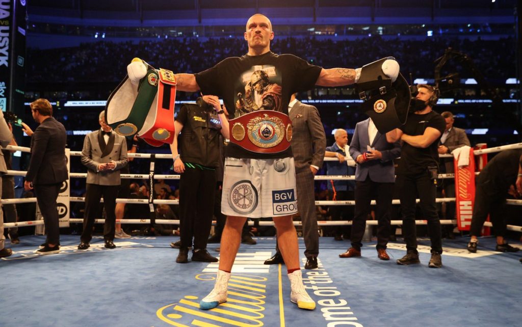 Heavyweight Champ Usyk Makes Public Plea For Russia To Withdraw