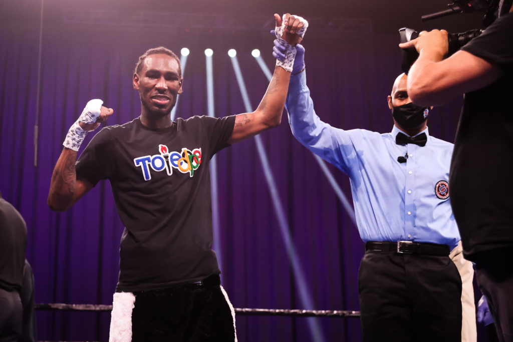 Robert Easter Jr Updated His Condition Early Tuesday
