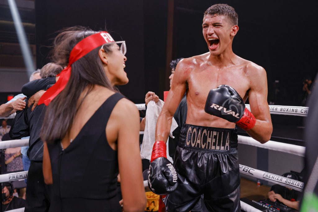 Golden Boy Announce Co-Promotional Deal for 'Sweet Poison' Lightweight