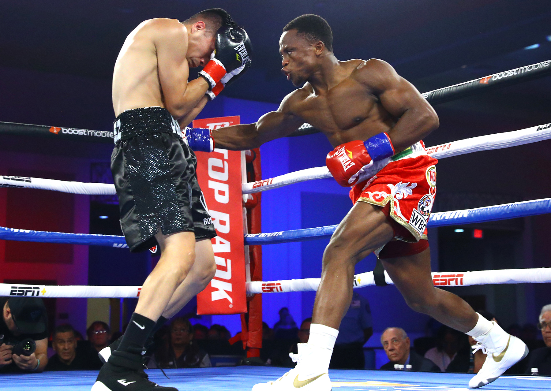 Isaac Dogboe Pulls Out Dramatic Decision Over Gonzalez