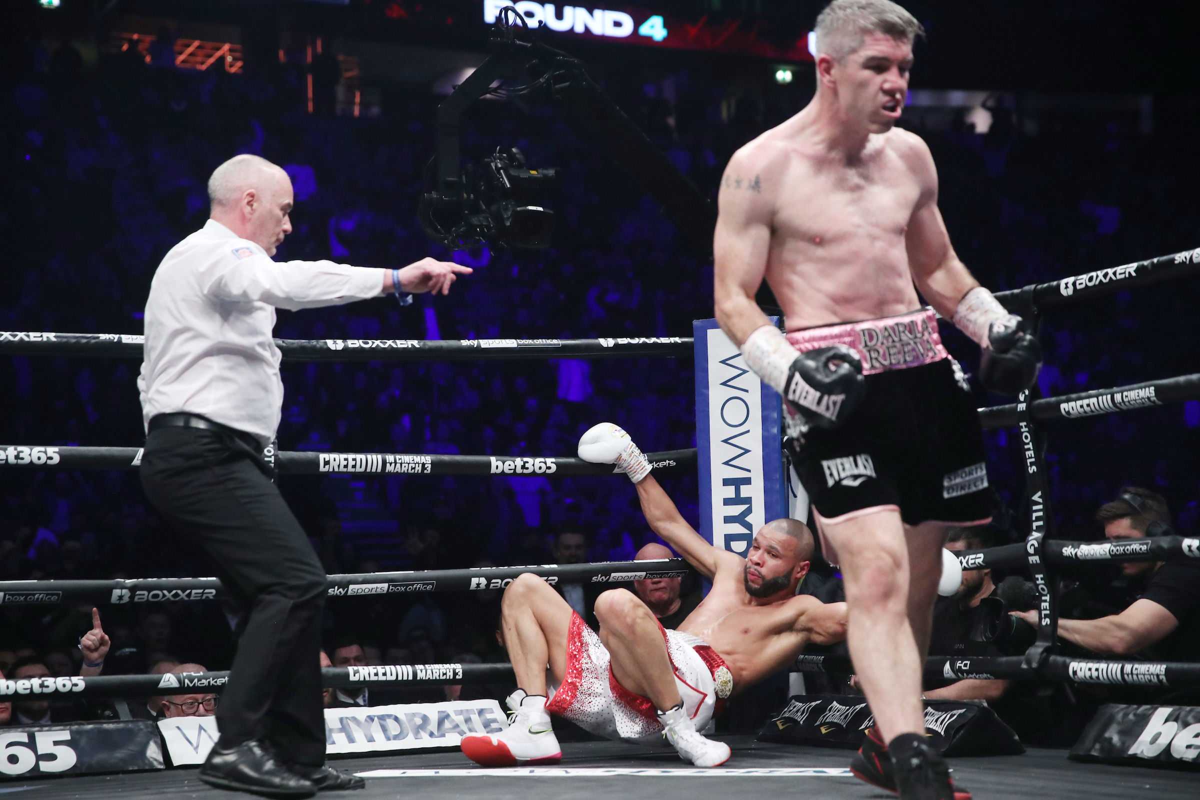 Liam Smith Stuns Chris Eubank Jr With 4th Round TKO
