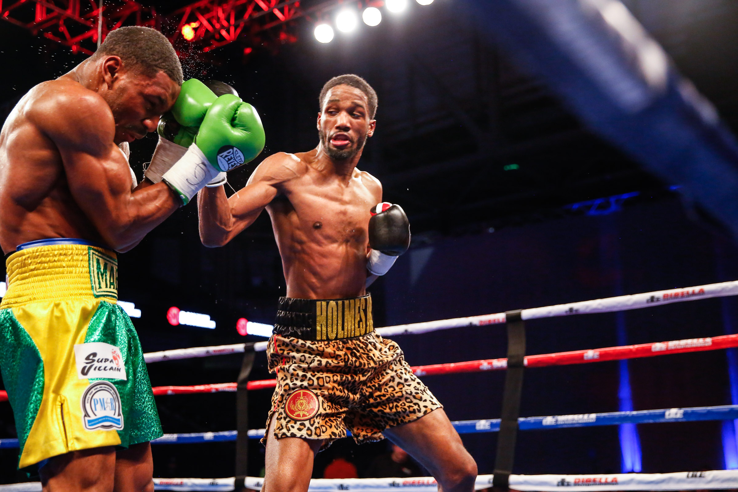 Ardreal Holmes Victorious In ShoBox Main Event