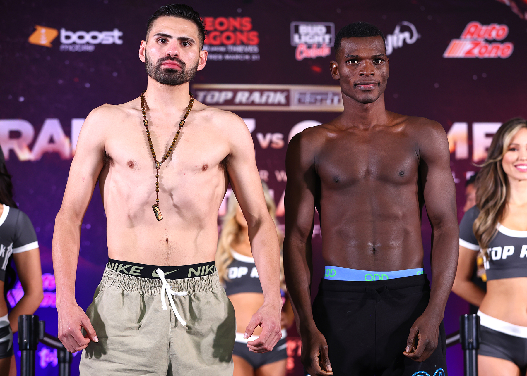 Jose Ramirez vs Richard Commey pose2 2