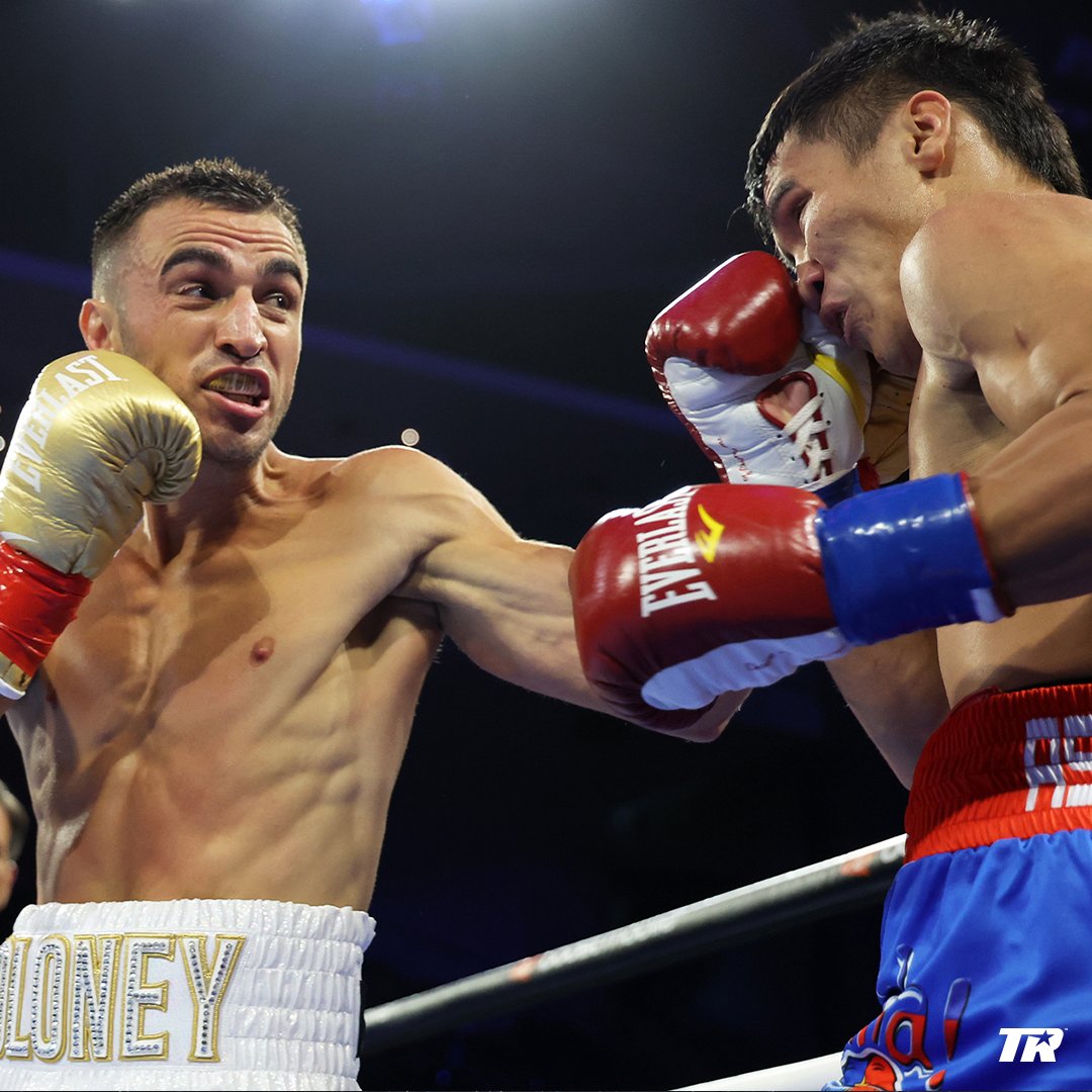Joason Moloney Outpoints Astrolabio For WBO Bantaweight Tlitle