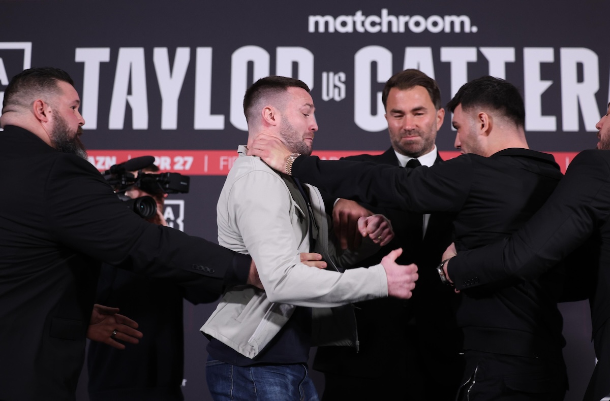 Fireworks at Presser for 140lbs All-British Clash