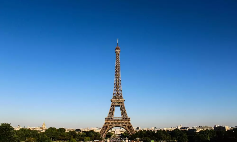 A picture of the Eiffel Tower for an article on the boxing schedule
