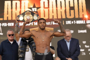 Erislandy Lara Stops Danny García in Dull Affair