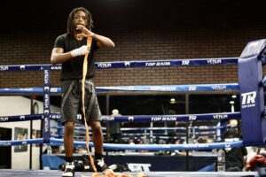 Keyshawn Davis Eyes Berinchyk Showdown, But Thinks ‘Bigger and Bigger’