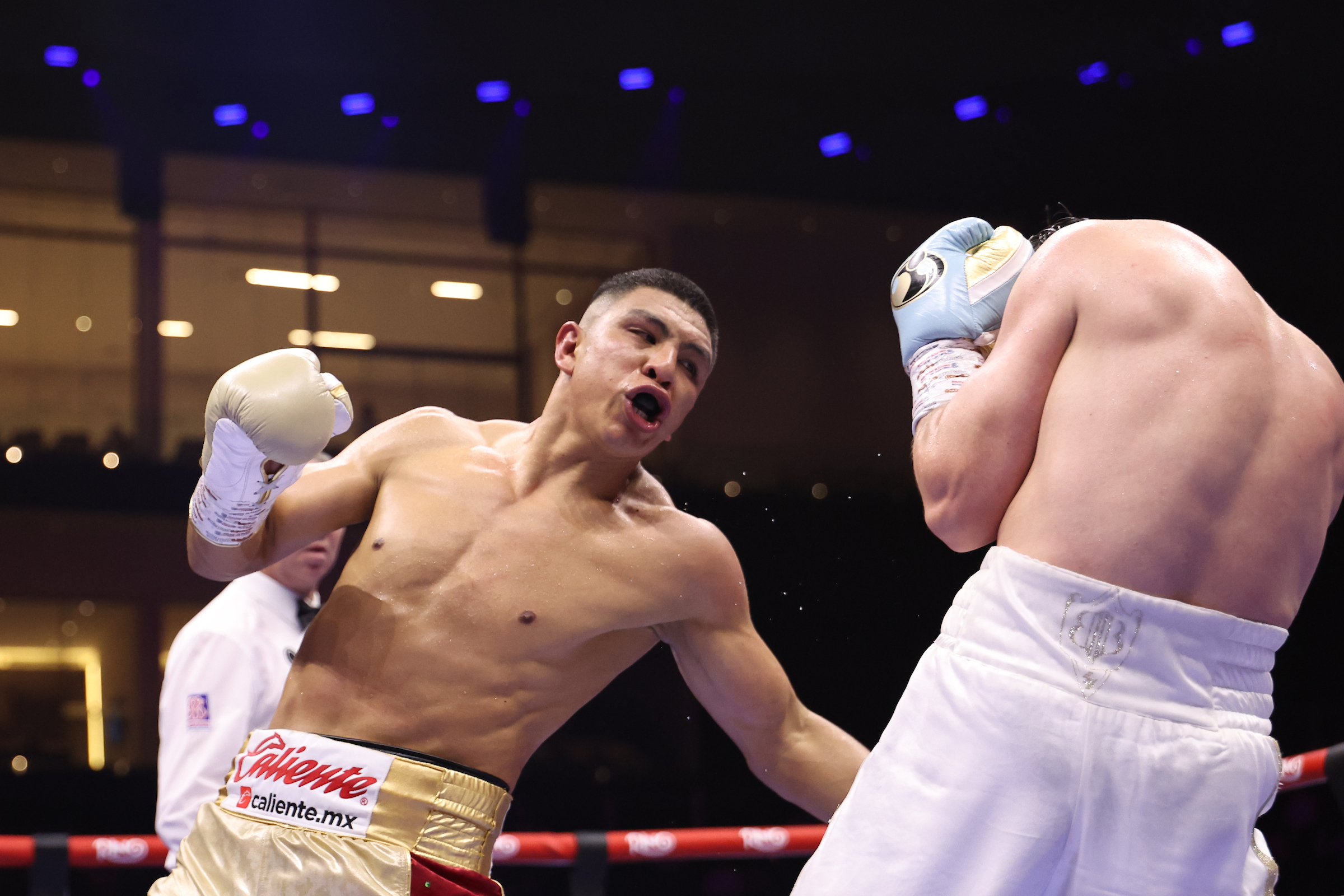 Oscar De La Hoya Reacts to Jaime Munguia Adverse Findings Revelation