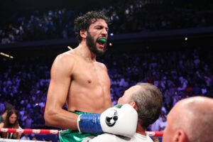 Amir Khan Makes Bold Claim on Hamzah Sheeraz vs Canelo Alvarez