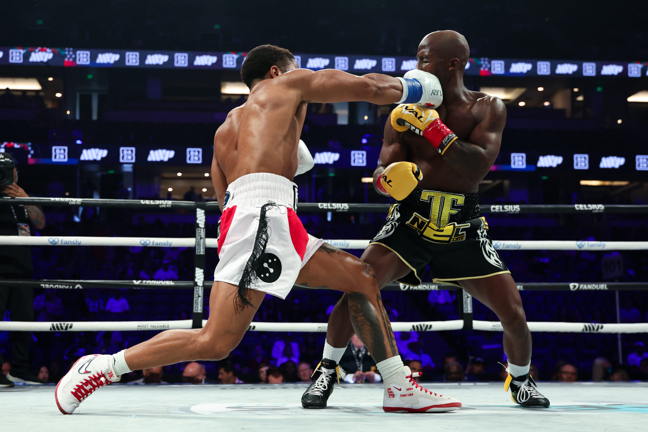 Floyd Schofield vs Gervonta Davis: Schofield Sr Predicts Devastating Finish