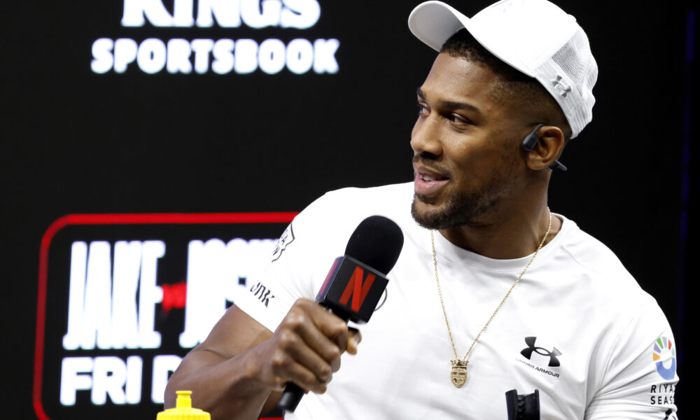 Anthony Joshua vs Jake Paul