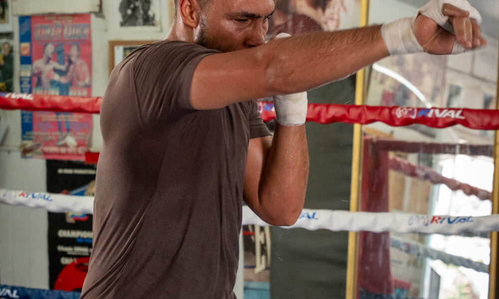 'Never seen anything like this': Keith Thurman delivers promise to Sebastian Fundora