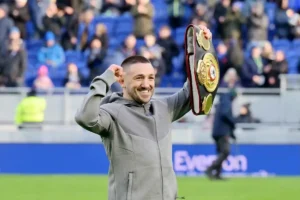 Teddy Atlas makes his pick for Jazza Dickens vs Anthony Cacace