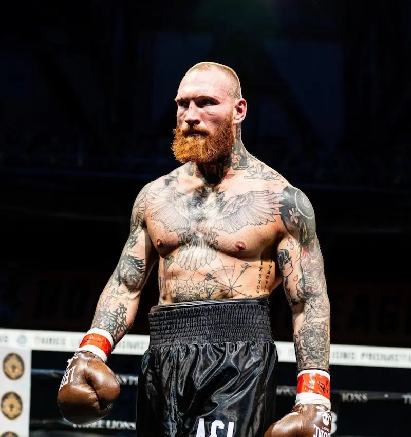 Zuffa Boxing 07: Ryan Rozicki in the boxing ring